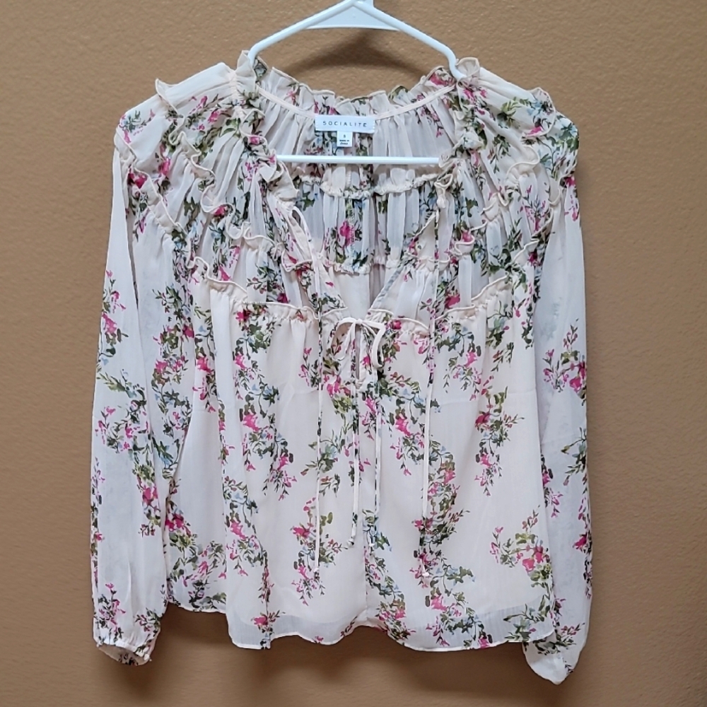 Gorgeous Floral Print Women's Top 💐